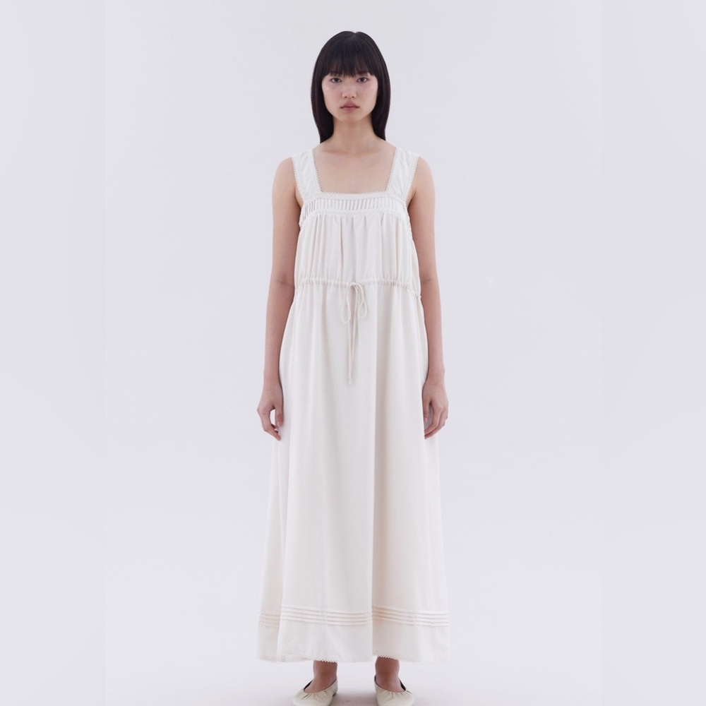 Editor’s Market Chic Ivory Maxi Dress